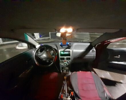 Красный ЗАЗ Форза, объемом двигателя 1.5 л и пробегом 400 тыс. км за 1300 $, фото 6 на Automoto.ua