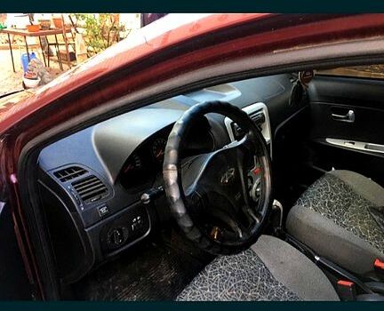 Красный ЗАЗ Форза, объемом двигателя 1.5 л и пробегом 97 тыс. км за 2900 $, фото 4 на Automoto.ua