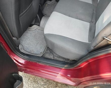 Красный ЗАЗ Форза, объемом двигателя 1.5 л и пробегом 181 тыс. км за 2099 $, фото 5 на Automoto.ua