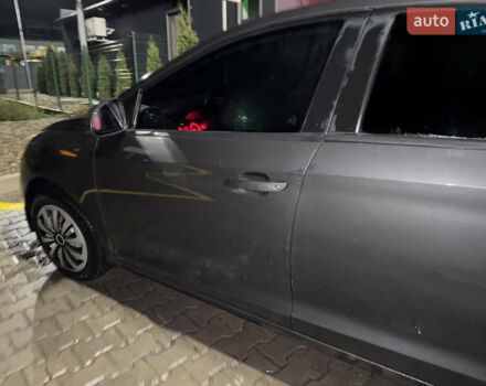 Серый ЗАЗ Форза, объемом двигателя 1.5 л и пробегом 81 тыс. км за 2000 $, фото 3 на Automoto.ua