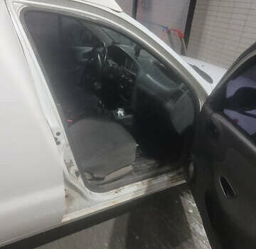 Белый ЗАЗ Lanos Cargo, объемом двигателя 1.5 л и пробегом 372 тыс. км за 2200 $, фото 6 на Automoto.ua