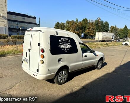 Белый ЗАЗ Ланос Пикап, объемом двигателя 15 л и пробегом 176 тыс. км за 1650 $, фото 4 на Automoto.ua