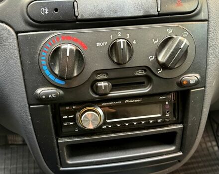 Белый ЗАЗ Ланос Пикап, объемом двигателя 1.5 л и пробегом 184 тыс. км за 2200 $, фото 5 на Automoto.ua