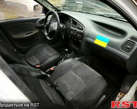 Білий ЗАЗ Ланос Пікап, об'ємом двигуна 15 л та пробігом 0 тис. км за 1300 $, фото 6 на Automoto.ua