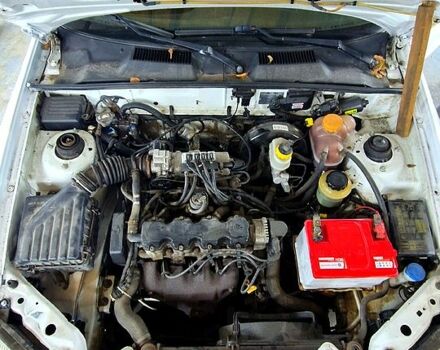 Белый ЗАЗ Ланос Пикап, объемом двигателя 1.5 л и пробегом 160 тыс. км за 3500 $, фото 7 на Automoto.ua