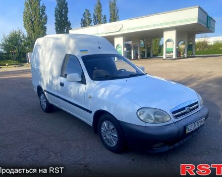 Білий ЗАЗ Ланос Пікап, об'ємом двигуна 1.5 л та пробігом 130 тис. км за 2100 $, фото 1 на Automoto.ua