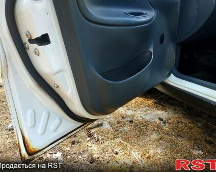 Белый ЗАЗ Ланос, объемом двигателя 1.5 л и пробегом 163 тыс. км за 1750 $, фото 4 на Automoto.ua