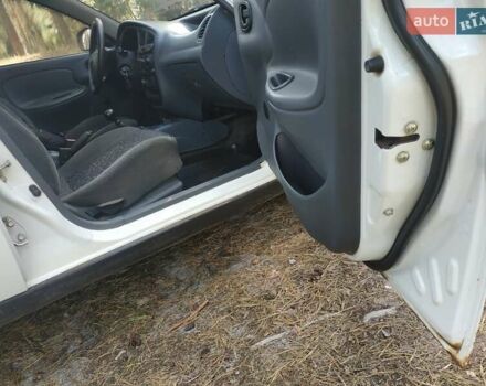 Белый ЗАЗ Ланос, объемом двигателя 1.5 л и пробегом 163 тыс. км за 1750 $, фото 17 на Automoto.ua