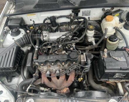 Белый ЗАЗ Ланос, объемом двигателя 1.5 л и пробегом 150 тыс. км за 1500 $, фото 4 на Automoto.ua