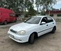 Білий ЗАЗ Ланос, об'ємом двигуна 1.5 л та пробігом 300 тис. км за 1750 $, фото 1 на Automoto.ua