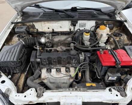 Білий ЗАЗ Ланос, об'ємом двигуна 1.5 л та пробігом 360 тис. км за 2200 $, фото 6 на Automoto.ua