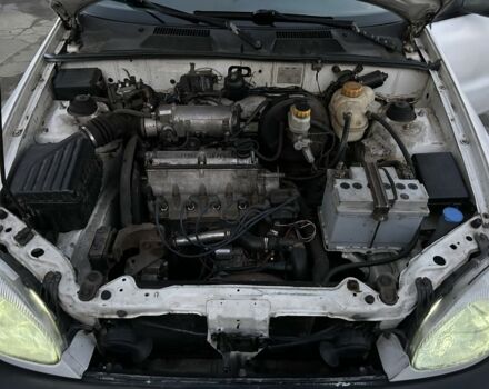 Білий ЗАЗ Ланос, об'ємом двигуна 1.3 л та пробігом 168 тис. км за 1500 $, фото 2 на Automoto.ua