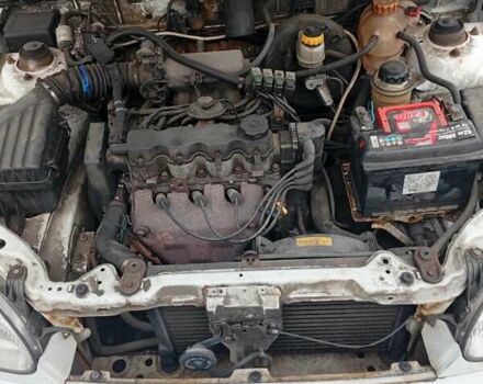 Белый ЗАЗ Ланос, объемом двигателя 1.4 л и пробегом 260 тыс. км за 1800 $, фото 7 на Automoto.ua