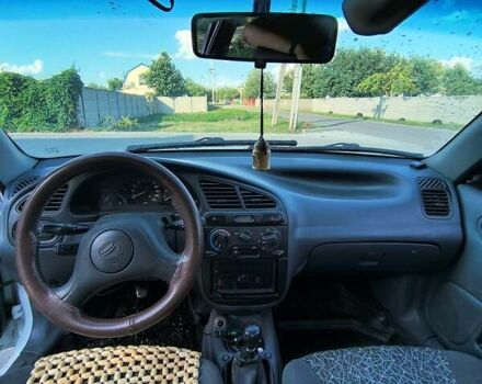 Білий ЗАЗ Ланос, об'ємом двигуна 1.5 л та пробігом 218 тис. км за 2500 $, фото 6 на Automoto.ua