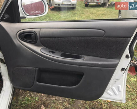 Белый ЗАЗ Ланос, объемом двигателя 1.5 л и пробегом 150 тыс. км за 1750 $, фото 13 на Automoto.ua