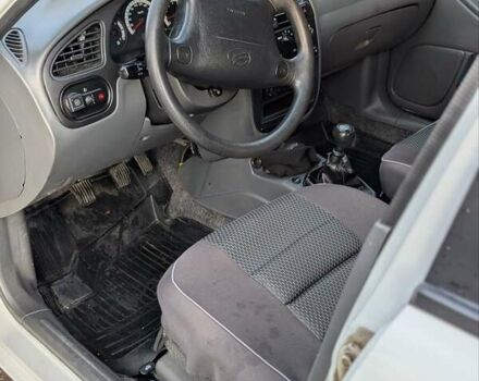 Білий ЗАЗ Ланос, об'ємом двигуна 1.5 л та пробігом 123 тис. км за 4000 $, фото 9 на Automoto.ua