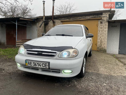 Белый ЗАЗ Ланос, объемом двигателя 1.5 л и пробегом 259 тыс. км за 2400 $, фото 1 на Automoto.ua