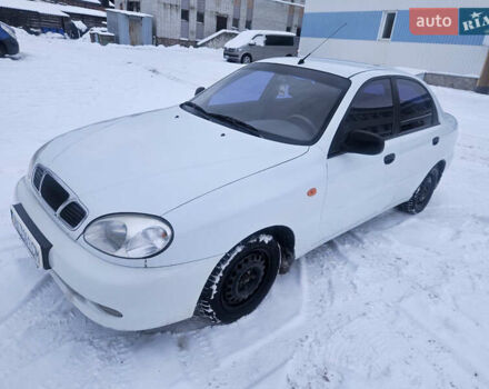 Білий ЗАЗ Ланос, об'ємом двигуна 1.5 л та пробігом 206 тис. км за 3000 $, фото 1 на Automoto.ua
