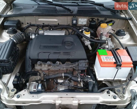 Бежевий ЗАЗ Ланос, об'ємом двигуна 1.39 л та пробігом 225 тис. км за 2600 $, фото 14 на Automoto.ua