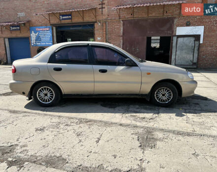 Бежевый ЗАЗ Ланос, объемом двигателя 1.39 л и пробегом 215 тыс. км за 2300 $, фото 3 на Automoto.ua