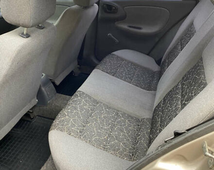 Бежевий ЗАЗ Ланос, об'ємом двигуна 1.5 л та пробігом 300 тис. км за 2400 $, фото 7 на Automoto.ua