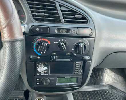 Чорний ЗАЗ Ланос, об'ємом двигуна 1.39 л та пробігом 219 тис. км за 2700 $, фото 11 на Automoto.ua