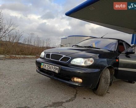 Чорний ЗАЗ Ланос, об'ємом двигуна 1.39 л та пробігом 195 тис. км за 2000 $, фото 1 на Automoto.ua