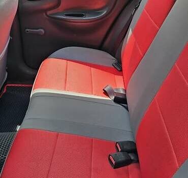 Червоний ЗАЗ Ланос, об'ємом двигуна 1.6 л та пробігом 190 тис. км за 2500 $, фото 9 на Automoto.ua