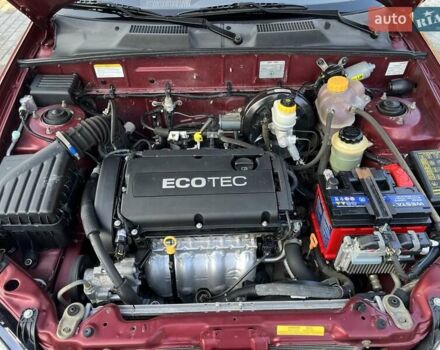 Красный ЗАЗ Ланос, объемом двигателя 1.4 л и пробегом 60 тыс. км за 4100 $, фото 14 на Automoto.ua