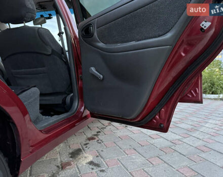 Красный ЗАЗ Ланос, объемом двигателя 1.5 л и пробегом 110 тыс. км за 4250 $, фото 5 на Automoto.ua