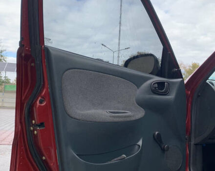 Красный ЗАЗ Ланос, объемом двигателя 1.5 л и пробегом 370 тыс. км за 2550 $, фото 6 на Automoto.ua