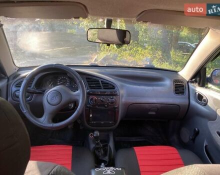 Червоний ЗАЗ Ланос, об'ємом двигуна 1.3 л та пробігом 230 тис. км за 2100 $, фото 6 на Automoto.ua
