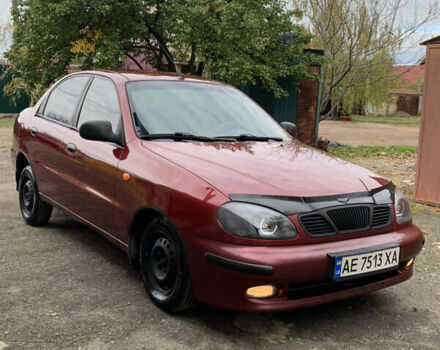 Красный ЗАЗ Ланос, объемом двигателя 1.5 л и пробегом 370 тыс. км за 2550 $, фото 2 на Automoto.ua