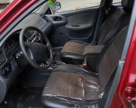 Червоний ЗАЗ Ланос, об'ємом двигуна 1.5 л та пробігом 200 тис. км за 1800 $, фото 1 на Automoto.ua