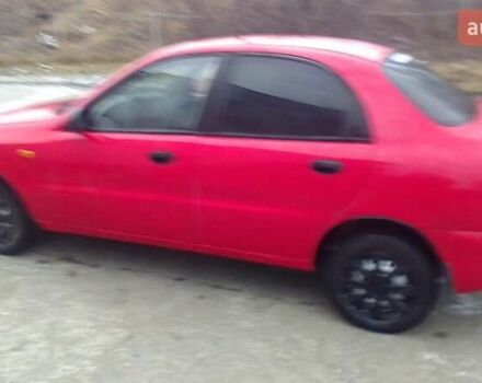 Красный ЗАЗ Ланос, объемом двигателя 1.3 л и пробегом 200 тыс. км за 1900 $, фото 4 на Automoto.ua