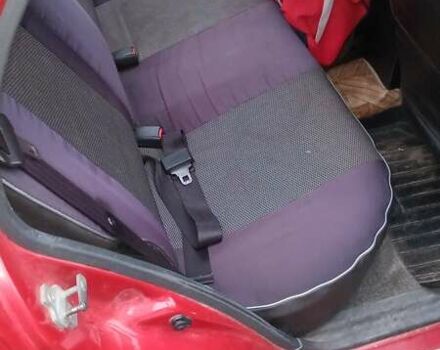 Красный ЗАЗ Ланос, объемом двигателя 1.4 л и пробегом 180 тыс. км за 2450 $, фото 5 на Automoto.ua