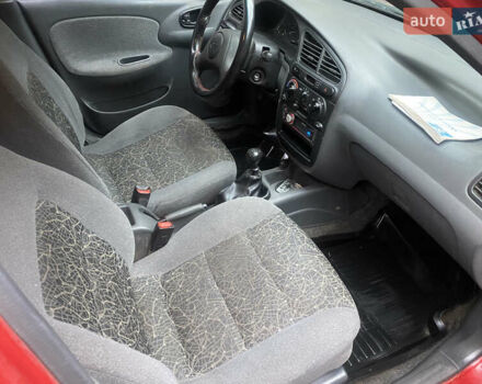 Красный ЗАЗ Ланос, объемом двигателя 1.5 л и пробегом 200 тыс. км за 1950 $, фото 12 на Automoto.ua