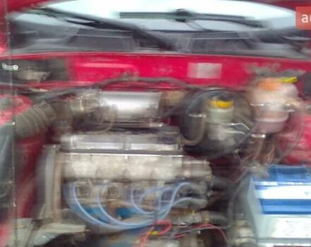 Красный ЗАЗ Ланос, объемом двигателя 1.3 л и пробегом 200 тыс. км за 1900 $, фото 1 на Automoto.ua