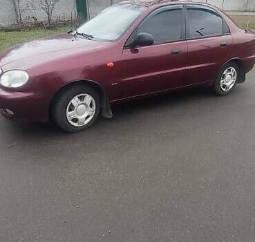 Красный ЗАЗ Ланос, объемом двигателя 1.5 л и пробегом 214 тыс. км за 2650 $, фото 1 на Automoto.ua