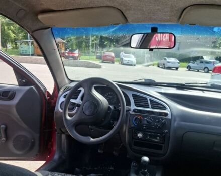 Червоний ЗАЗ Ланос, об'ємом двигуна 1.4 л та пробігом 150 тис. км за 1500 $, фото 3 на Automoto.ua