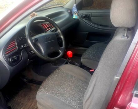 Червоний ЗАЗ Ланос, об'ємом двигуна 1.6 л та пробігом 227 тис. км за 2000 $, фото 4 на Automoto.ua