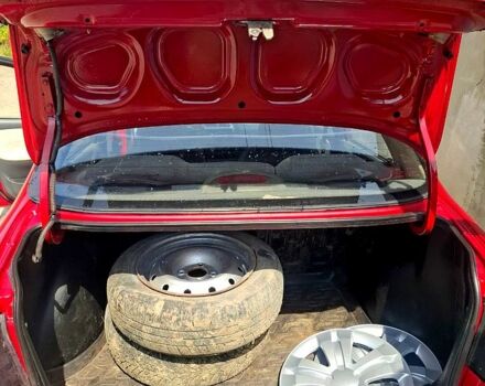 Червоний ЗАЗ Ланос, об'ємом двигуна 1.4 л та пробігом 100 тис. км за 1400 $, фото 5 на Automoto.ua