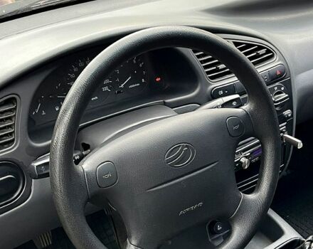 Красный ЗАЗ Ланос, объемом двигателя 1.5 л и пробегом 74 тыс. км за 3200 $, фото 5 на Automoto.ua