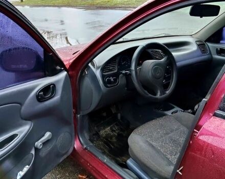 Красный ЗАЗ Ланос, объемом двигателя 1.5 л и пробегом 200 тыс. км за 2400 $, фото 3 на Automoto.ua