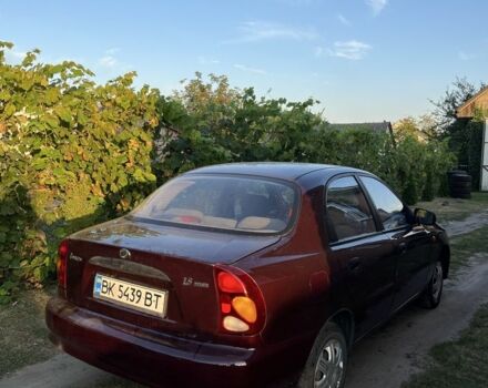 Красный ЗАЗ Ланос, объемом двигателя 1.5 л и пробегом 250 тыс. км за 1799 $, фото 4 на Automoto.ua