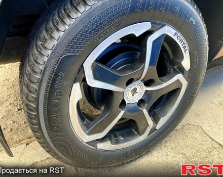 Красный ЗАЗ Ланос, объемом двигателя 1.5 л и пробегом 159 тыс. км за 3750 $, фото 9 на Automoto.ua