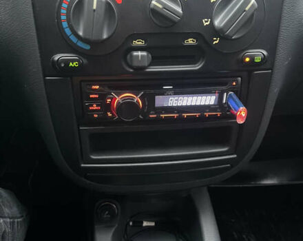 Красный ЗАЗ Ланос, объемом двигателя 1.5 л и пробегом 64 тыс. км за 3700 $, фото 10 на Automoto.ua