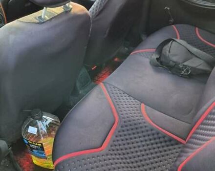 Красный ЗАЗ Ланос, объемом двигателя 1.5 л и пробегом 144 тыс. км за 2500 $, фото 10 на Automoto.ua