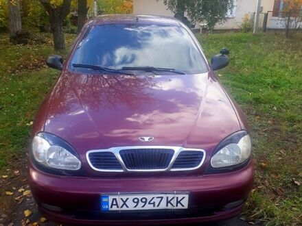 Червоний ЗАЗ Ланос, об'ємом двигуна 1.6 л та пробігом 227 тис. км за 2000 $, фото 1 на Automoto.ua