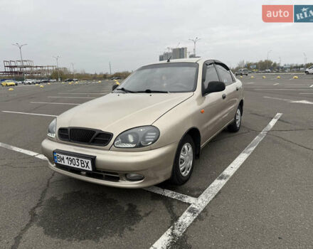 Желтый ЗАЗ Ланос, объемом двигателя 1.5 л и пробегом 219 тыс. км за 3200 $, фото 1 на Automoto.ua